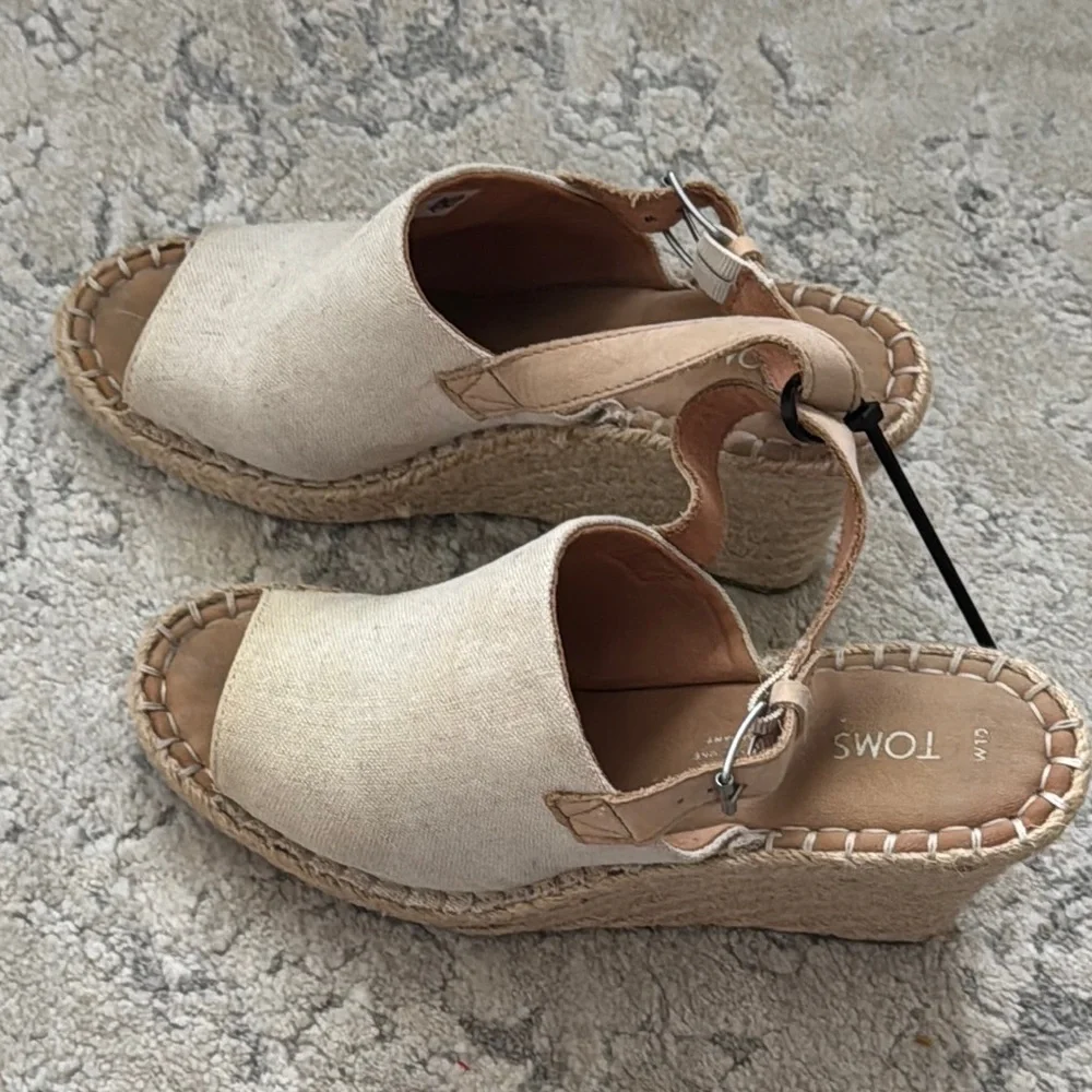 Toms tom’s monica